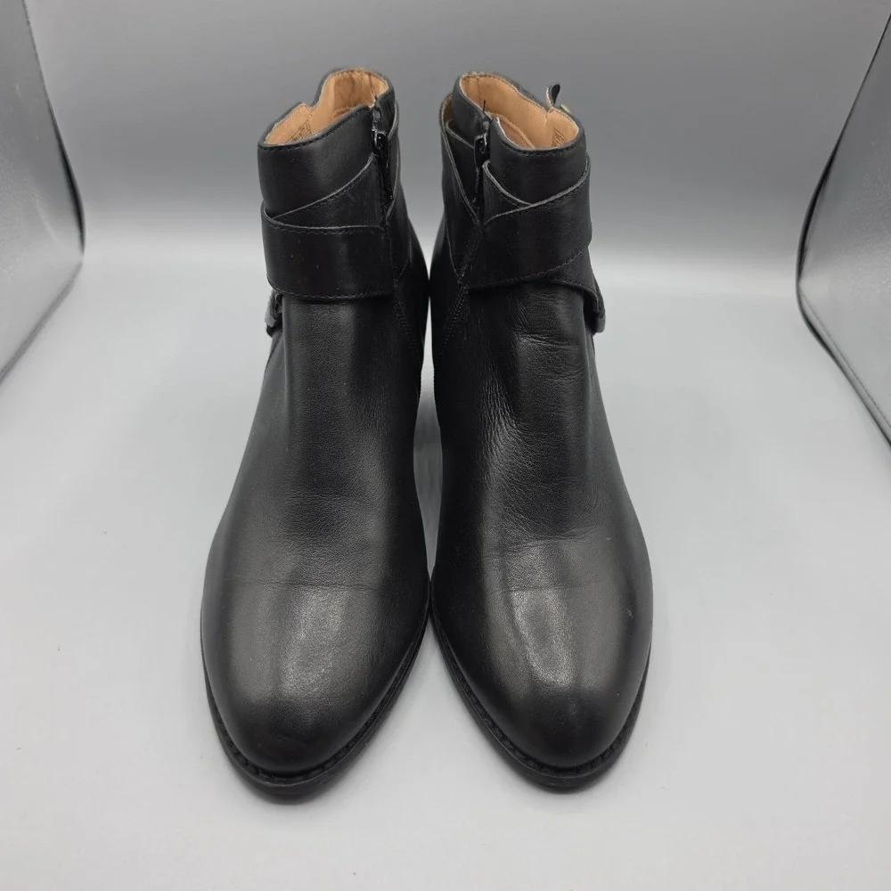 Vionic Trinity  Booties Womens 10 Black Leather Classic Buckle Strap Zip Comfort